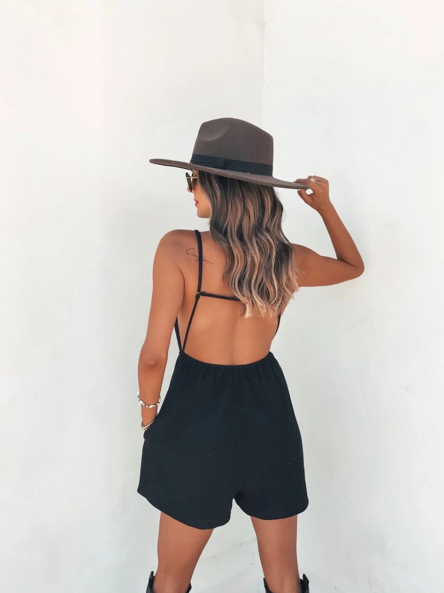 Rompers + Jumpsuits * | Acoa-001 Jaye Cotton Pocketed Cutout Romper Black Final Sale